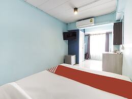 OYO 983 The Private Hotel