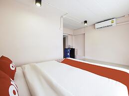 OYO 983 The Private Hotel