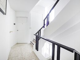 OYO 983 The Private Hotel