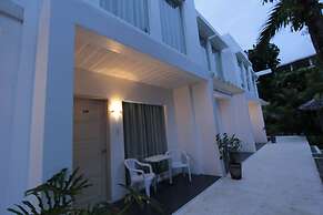 Casa Pilar Beach Resort