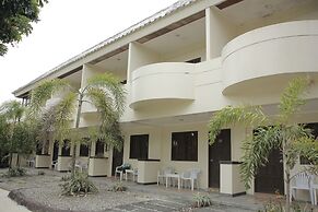 Casa Pilar Beach Resort