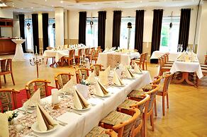 Hotel Restaurant Burgerklause Tapken