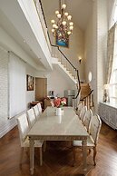 4 Sisters Villa