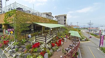 Oceanview Resortel