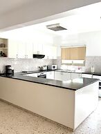 Himonas Apartments