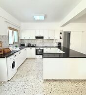 Himonas Apartments
