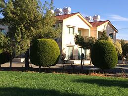 Himonas Apartments
