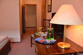 Hotel Restaurant Zur Hallenburg