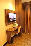 Clover Hotel