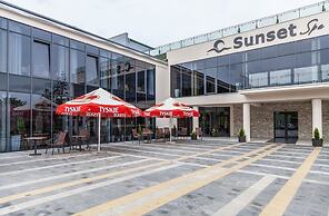 Sunset Spa