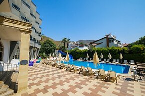 Selen Hotel Icmeler