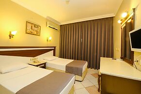 Selen Hotel Icmeler