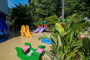 Selen Hotel Icmeler