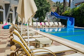 Selen Hotel Icmeler