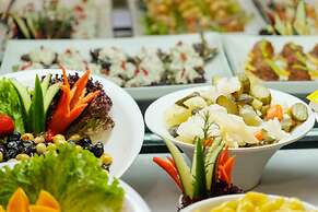 Selen Hotel Icmeler