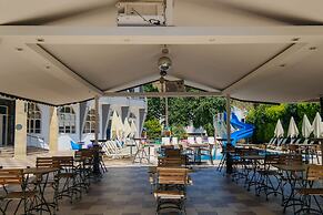 Selen Hotel Icmeler