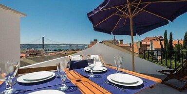 Lisbon Apartments near River