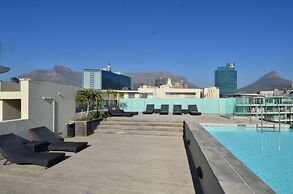 702 Canal Quays