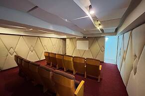 Extremeli Suites