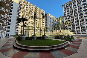 Extremeli Suites
