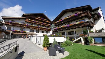 Hotel & Apart Central