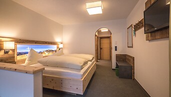 Hotel & Apart Central