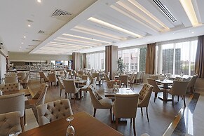 The Grand Mira Hotel
