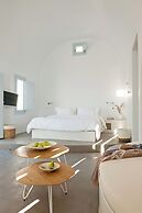 Santorini Heights
