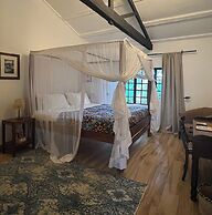 Mount Meru Game Lodge