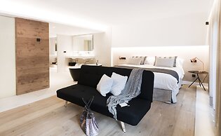Nakar Hotel
