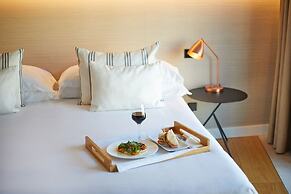 Nakar Hotel