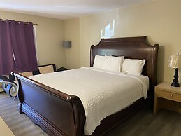 Slumber Lodge Motel