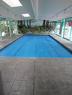 Slumber Lodge Motel