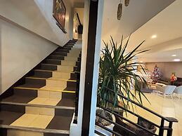 D'Leonor Hotel