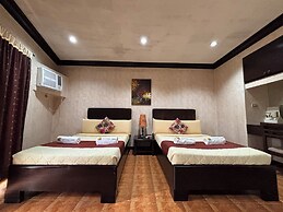D'Japanese Tunnel Family Resort