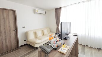 B2 Bangna Premier Hotel