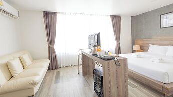 B2 Bangna Premier Hotel