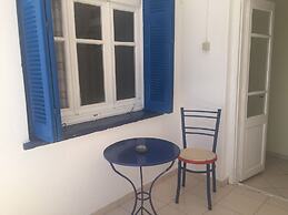 Apostolakis Rooms