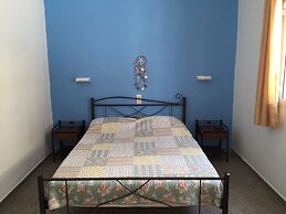 Apostolakis Rooms