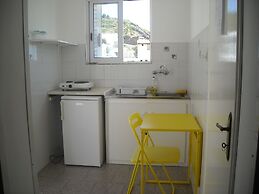 Apostolakis Rooms