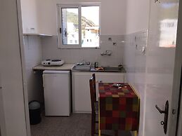 Apostolakis Rooms