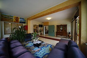 King Hotel