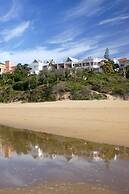 The Pink Lodge on the Beach