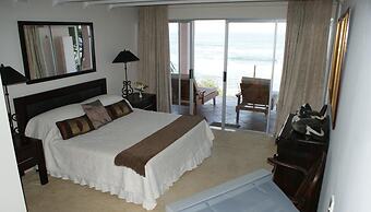 The Pink Lodge on the Beach