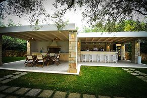 Artina Luxury Villa