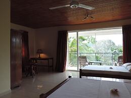 Rainforest Lodge