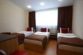 Maksim Hotel