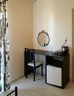 Koukounari Rooms