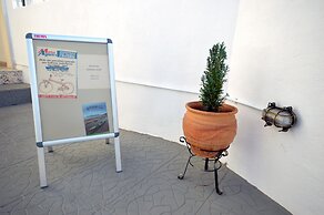 Koukounari Rooms
