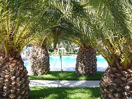 Nina Beach Hotel